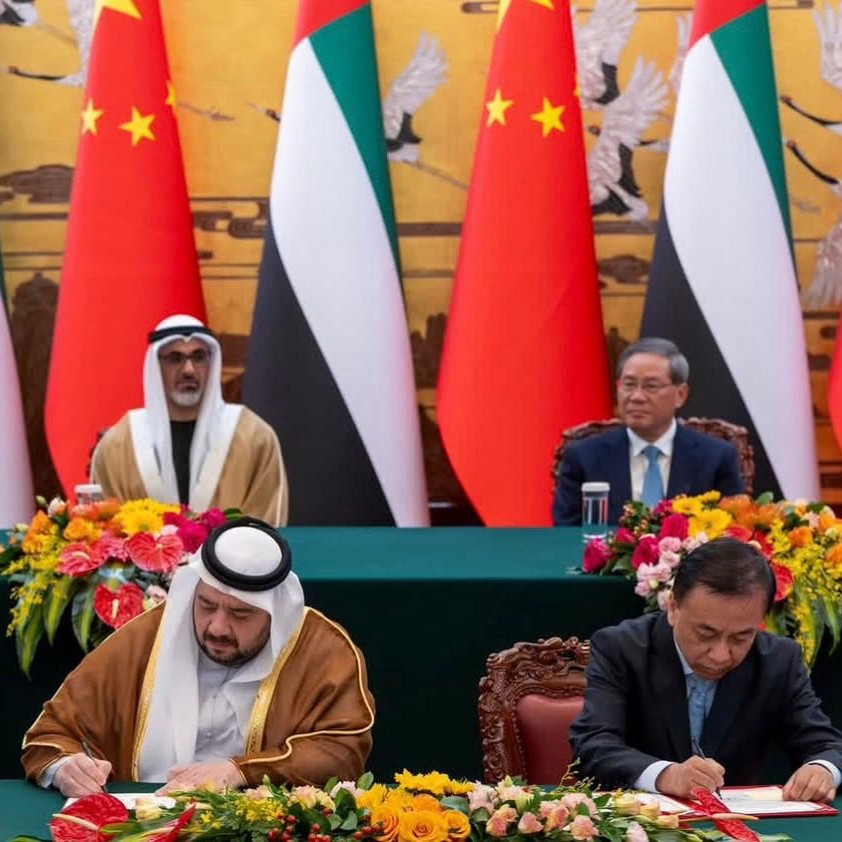 China, UAE Sign Investment Pact