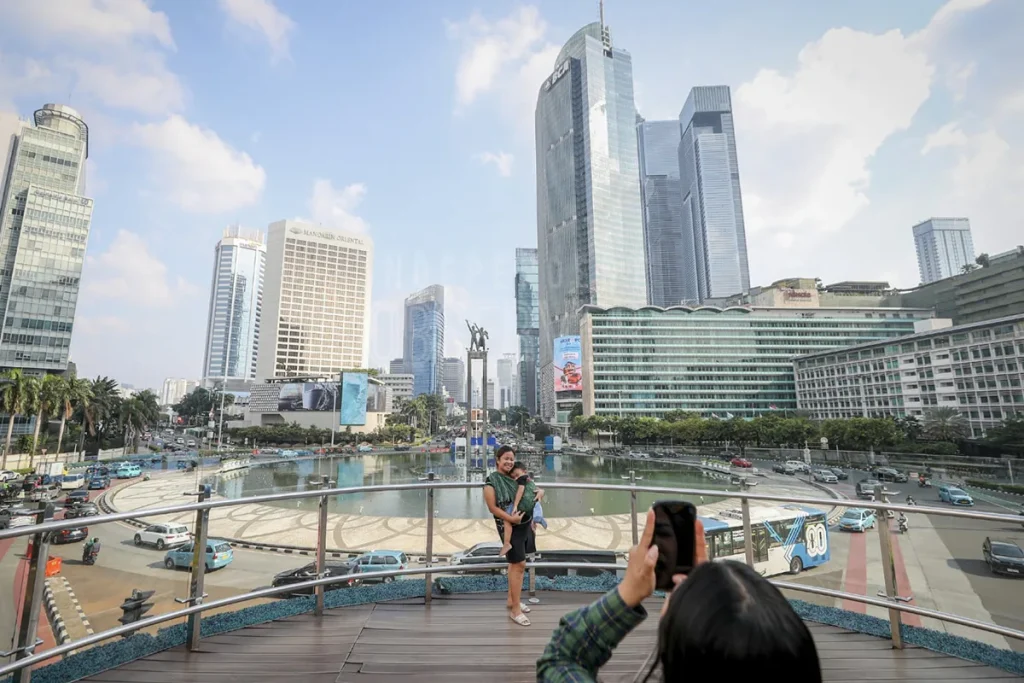 Government: confident amid global uncertainty – OBSERVER