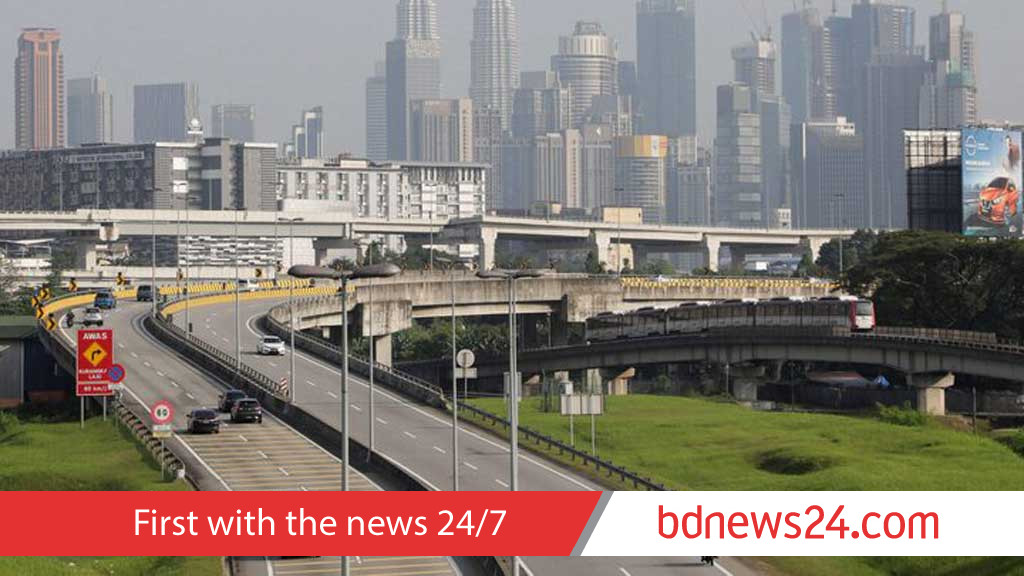 Kuala Lumpur crash kills Bangladeshi, 1 other