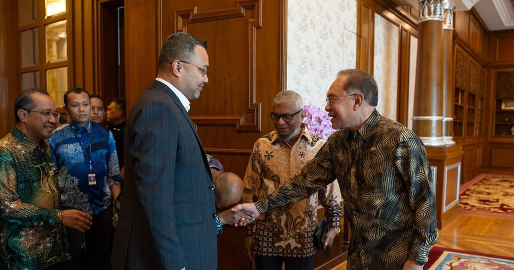 Bangladesh minister meets Malaysian PM to strengthen labour, trade, and education ties