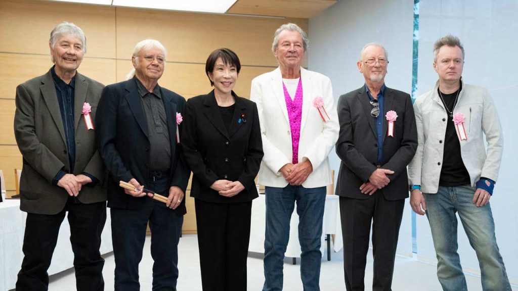 Japanese Prime Minister Sanae Takaichi meets Deep Purple