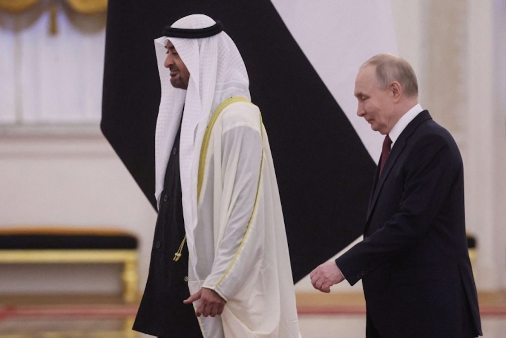 Putin Discusses Developments in the Iranian Issue with the UAE President