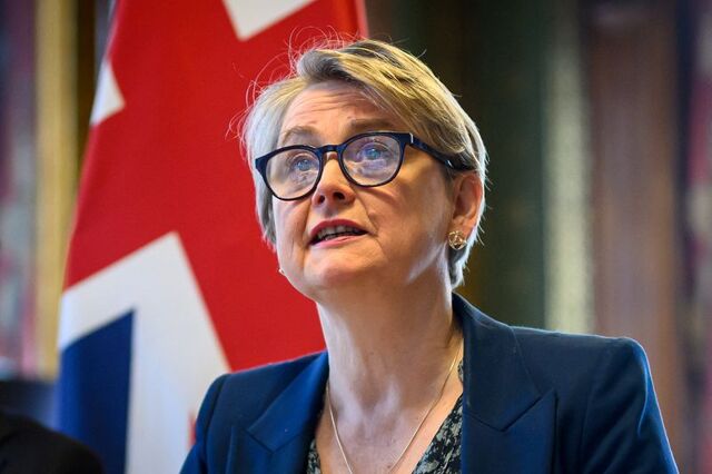 UK foreign minister due to visit China and India to discuss global issues