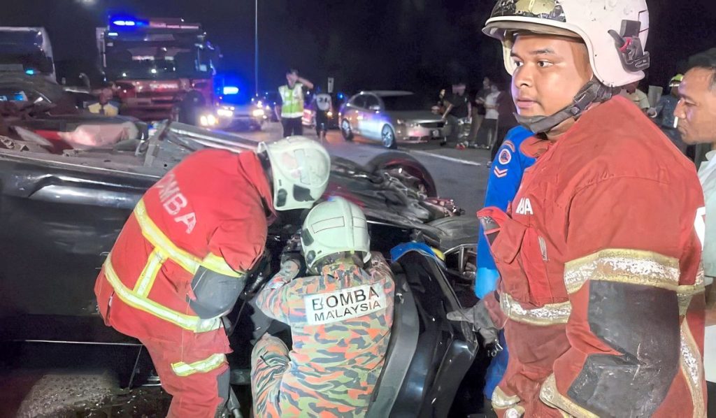 Three dead in highway crash
