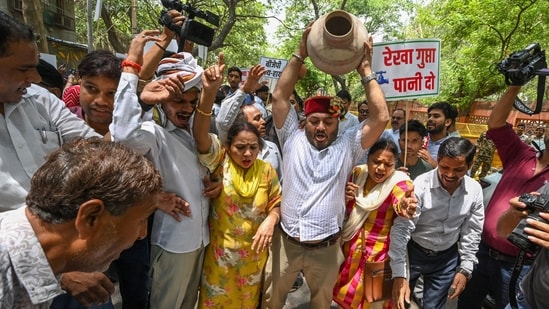 Water crisis continues in Delhi as supply hit for over a week in several pockets