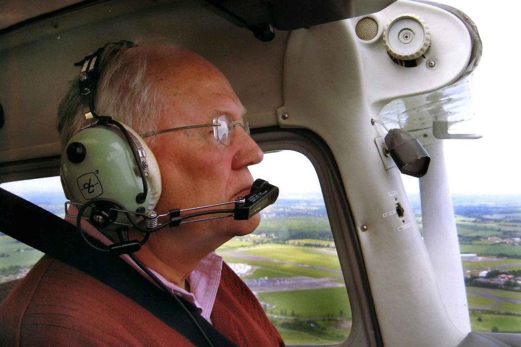 Rod Simpson, aviation writer, RIP : : FLYER