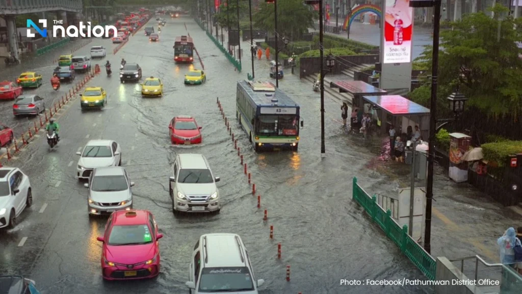 Heavy rain affects Bangkok as Pathumwan sees heaviest rainfall