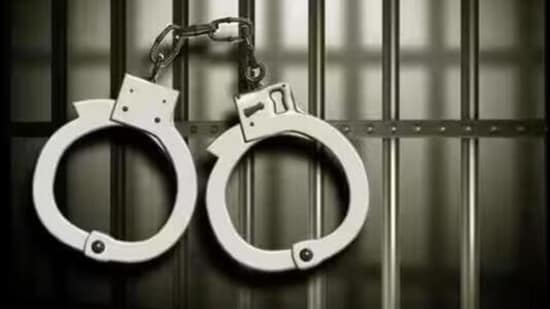 Two wanted shooters held after exchange of fire in central Delhi