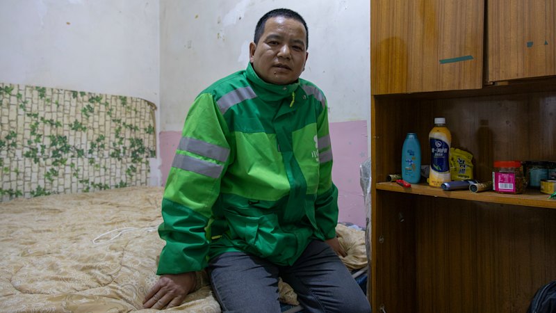 China’s delivery drivers caught in a price war