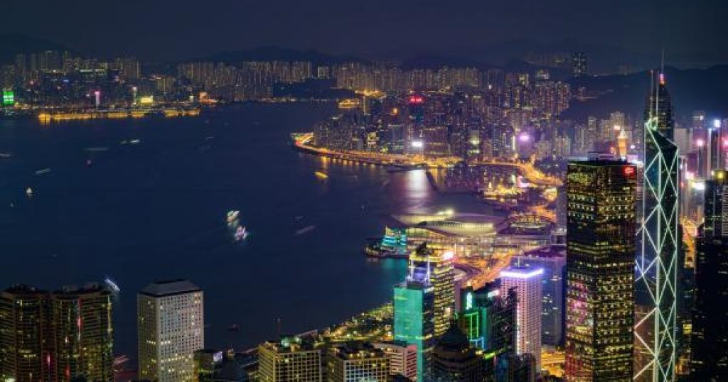 Hong Kong records fourth straight quarter of positive office absorption