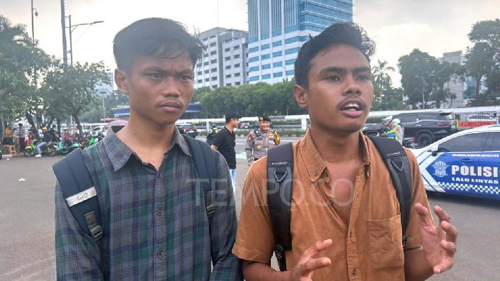 Protesters Urge Prabowo to Dismiss BGN Head Nanik S. Deyang