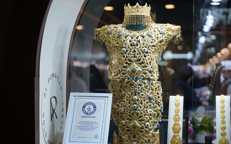 10kg of pure gold: UAE showcases world’s most expensive dress
