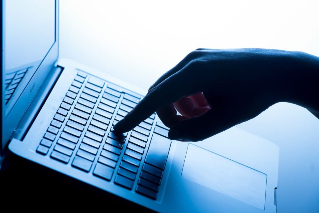 Cancelled card ‘loophole’ may leave door open for fraudsters, says Which?