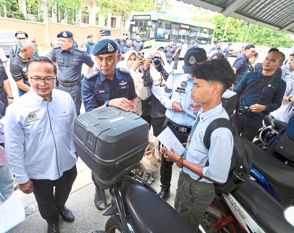 School traffic under watch | The Star