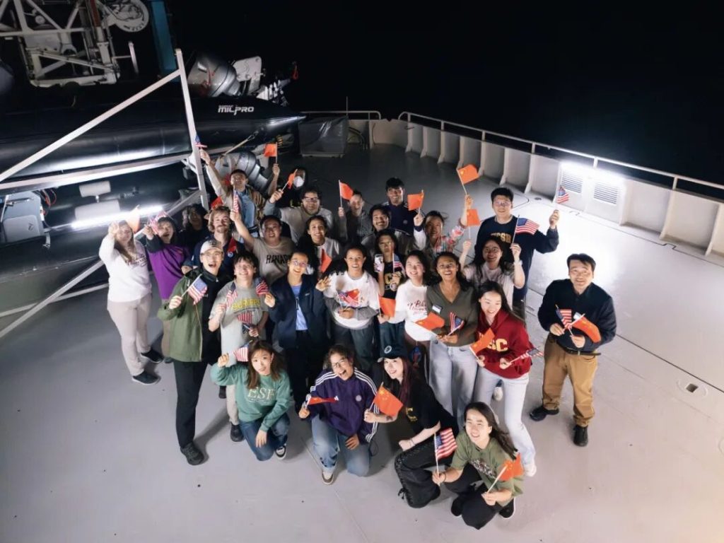 Xi replies to letter from Chinese, U.S. students participating in “A Shared Voyage: China-U.S. Youth Friendship Program”-Tsinghua University