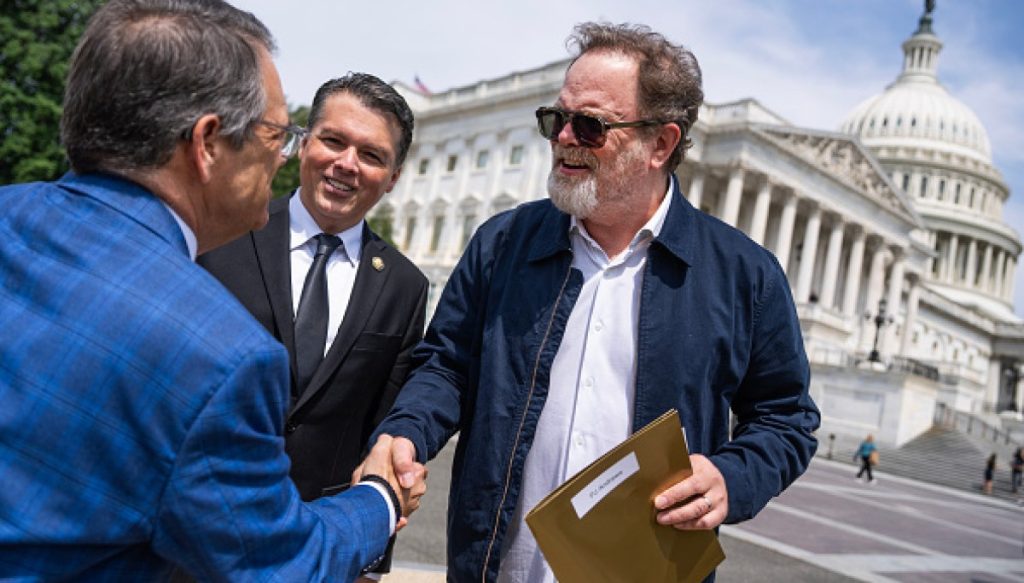 The Office Star Rainn Wilson calls out media bias