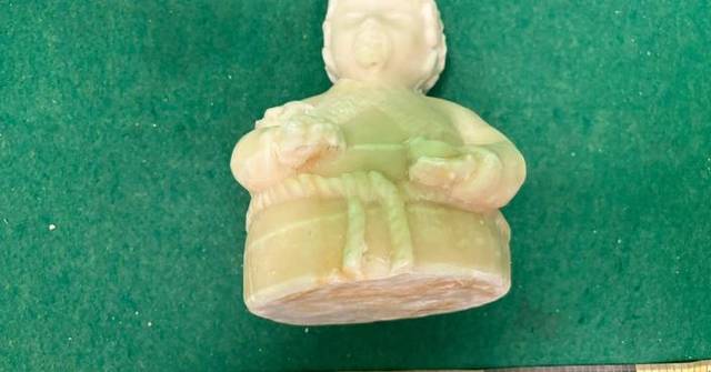 Hong Kong Customs Seizes 3.4 kg Cocaine and 16 kg Cannabis, Arrests Two Women at Airport