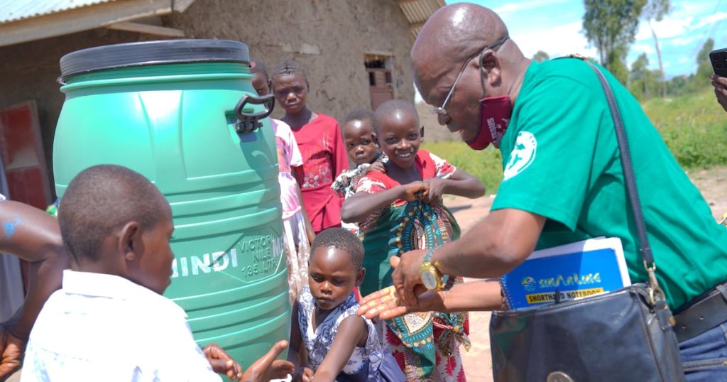 Dubai sends 20 tonnes of medical aid to DR Congo to boost Ebola virus response