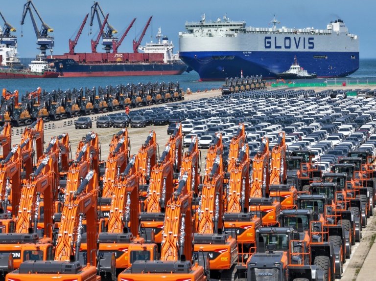 China exports surge as Beijing withstands Middle East stress