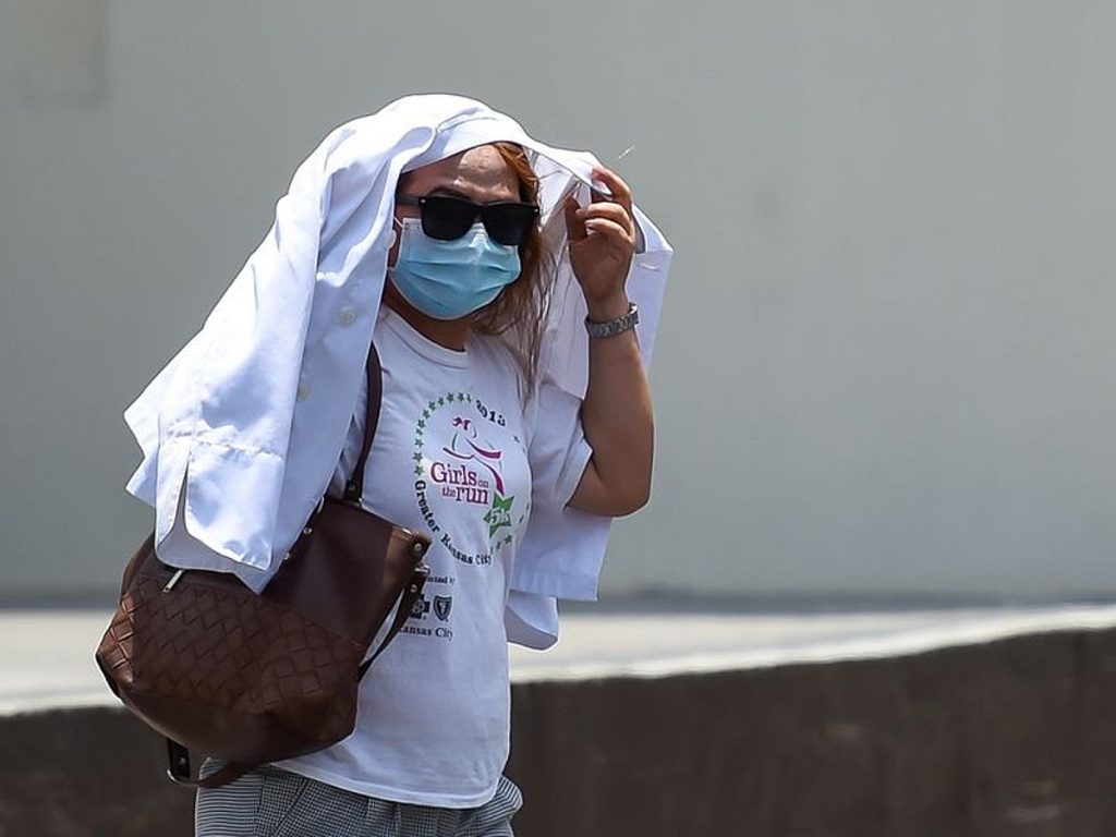 UAE weather: Hotter, dustier days ahead as temperatures near 47C and humidity rises