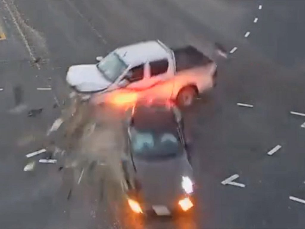 Dubai Police Warn Drivers After Deadly Red-Light Crashes Kill Four and Injure Dozens
