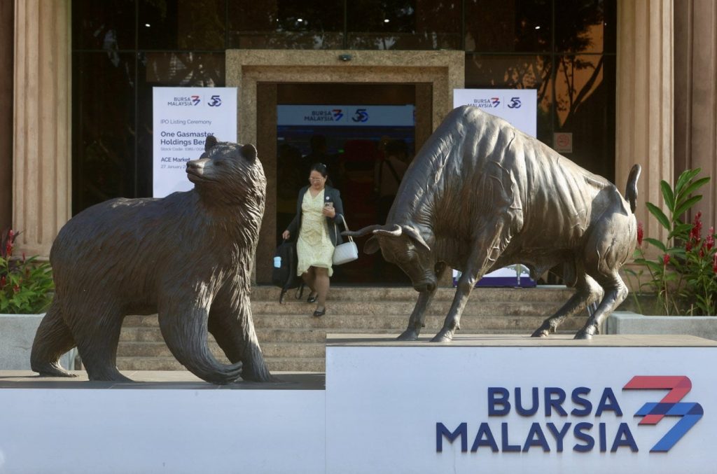 Bursa director of group technology steps down