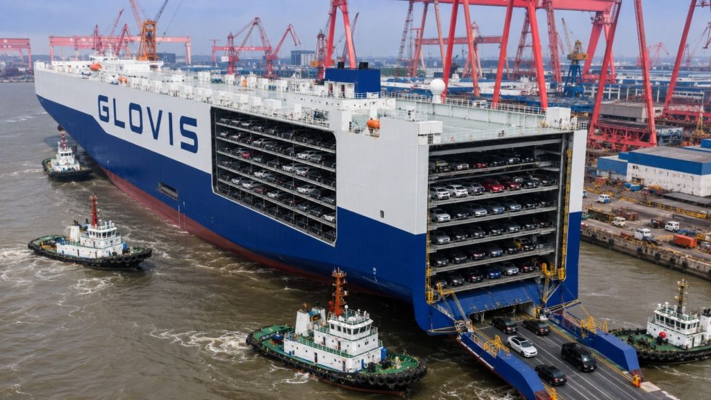 10,800 cars on a single ship: China has stopped relying on South Korea and Japan and has started building its own 230-meter megaships to transport the production that has made it the world’s largest automobile exporter.