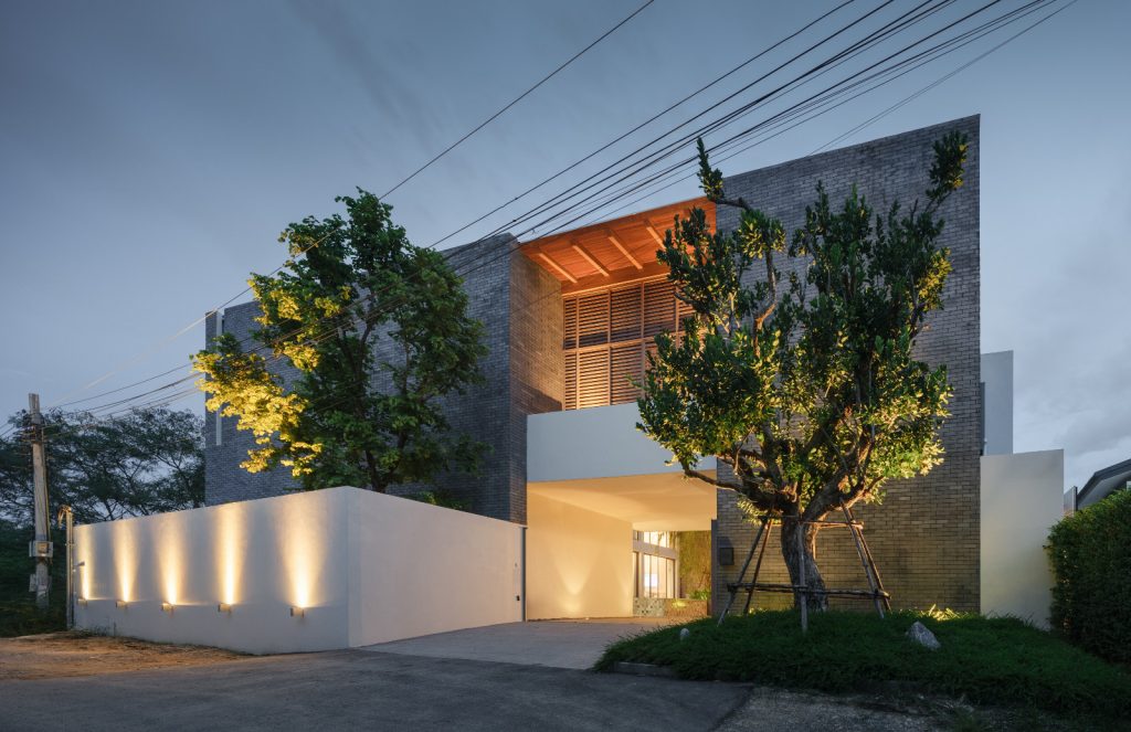 Home tour: a modern courtyard house in Bangkok built for four generations