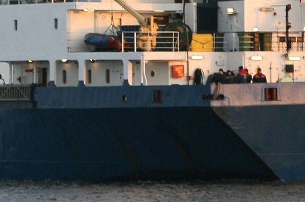 Stranded ship crew members return to M’sia from Dubai