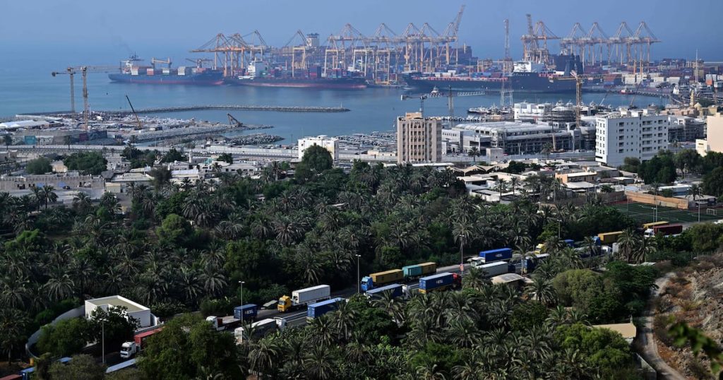 UAE’s non-oil foreign trade up 13% in first half of the year to Dh1.9 trillion