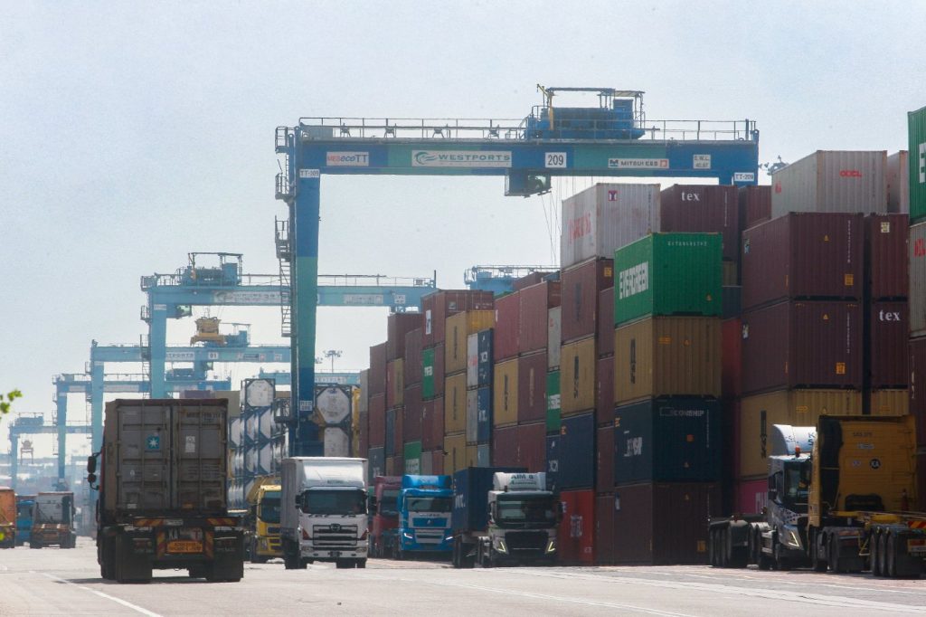 Malaysia’s June trade jumps 44.7pct to RM340.9bil, posts 74th straight surplus