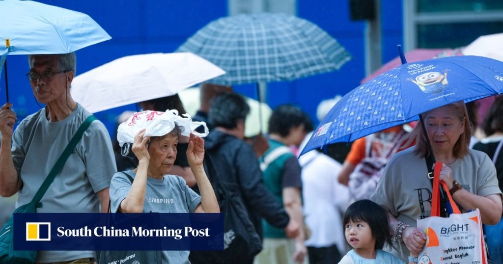 Hong Kong may consider issuing T3 signal on Saturday as Noul edges closer