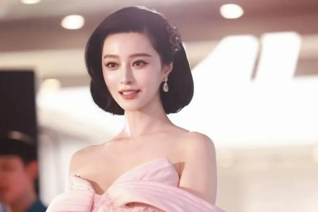 Actress Fan Bingbing called ‘warm-hearted queen’ after caring gestures at Bangkok brand event
