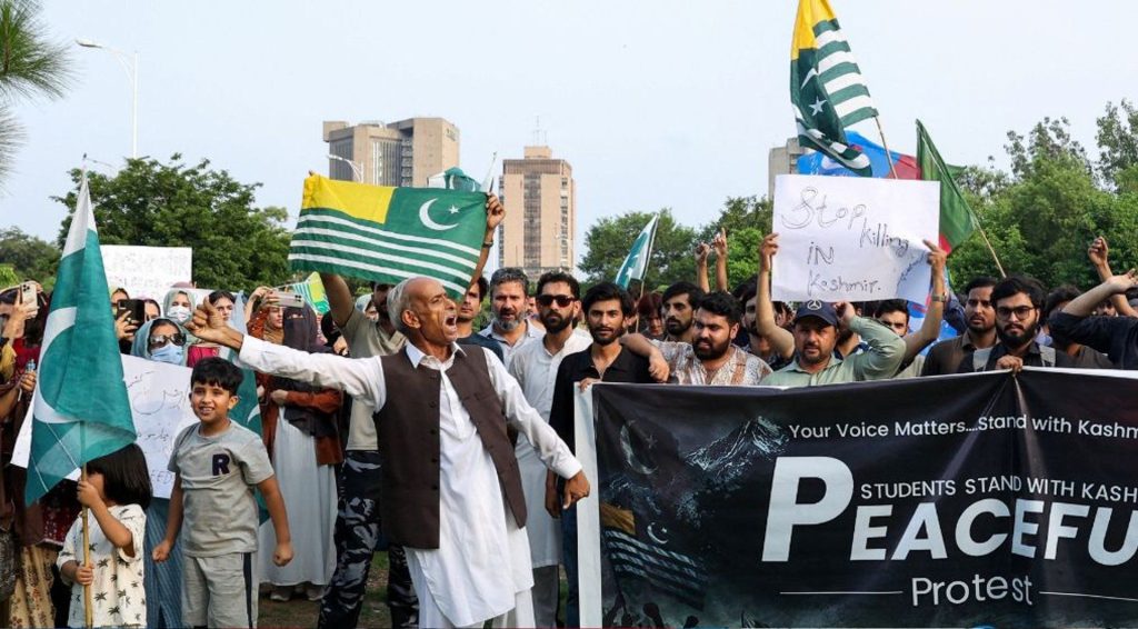 How is Islamabad handling crisis in Pakistan-administered Kashmir? | India-Pakistan Tensions News