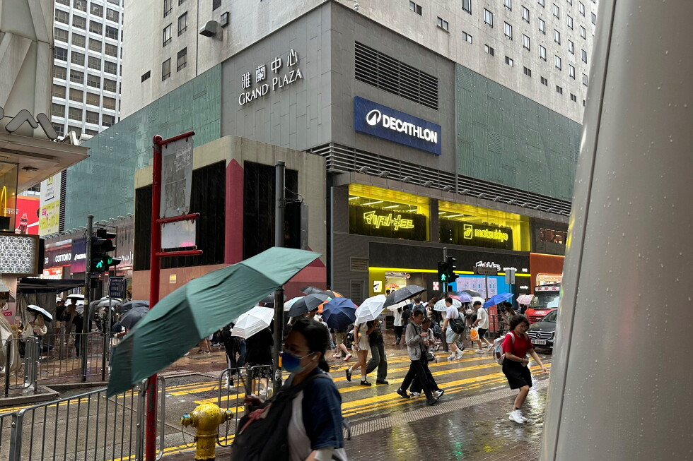 Typhoon Noul makes landfall in southern China