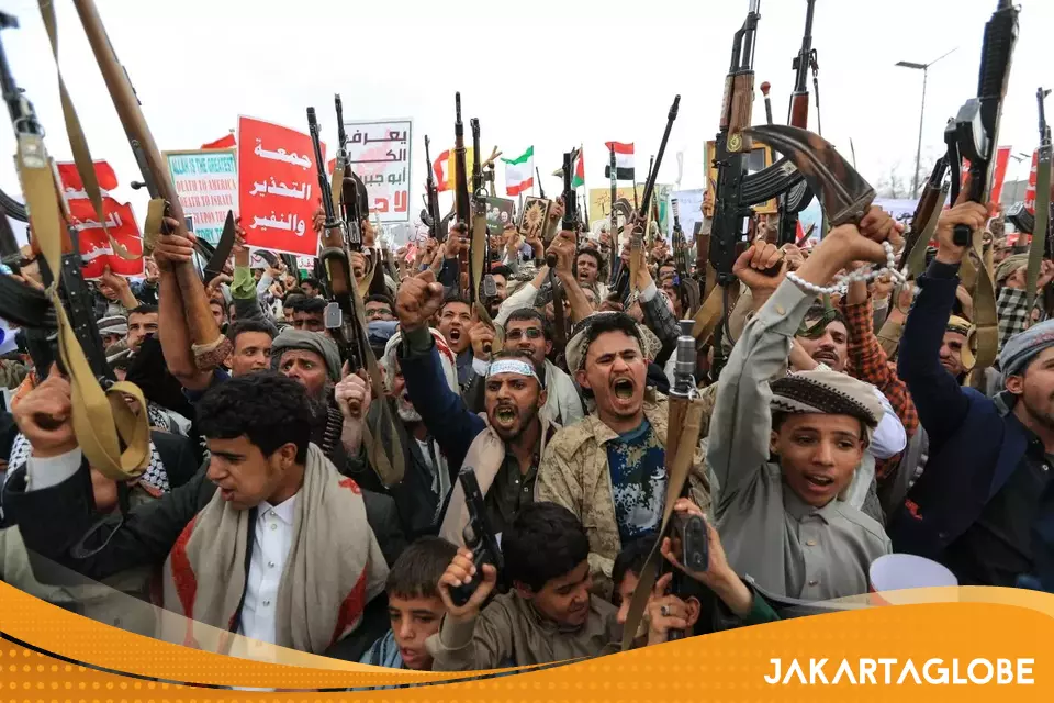 Houthis Kill Dozens of Saudi-Backed Yemeni Govt Forces
