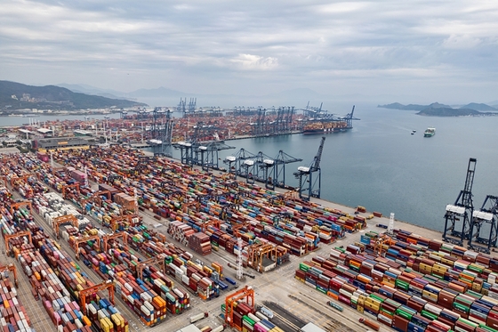 China’s July Trade Growth Tops Forecasts as AI Demand Lifts Export Prices