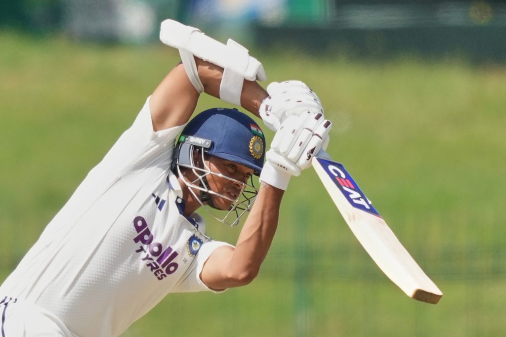 Padikkal’s 2nd test hundred lifts India to 300-5 at stumps on Day 1 of the 2nd test vs. Sri Lanka