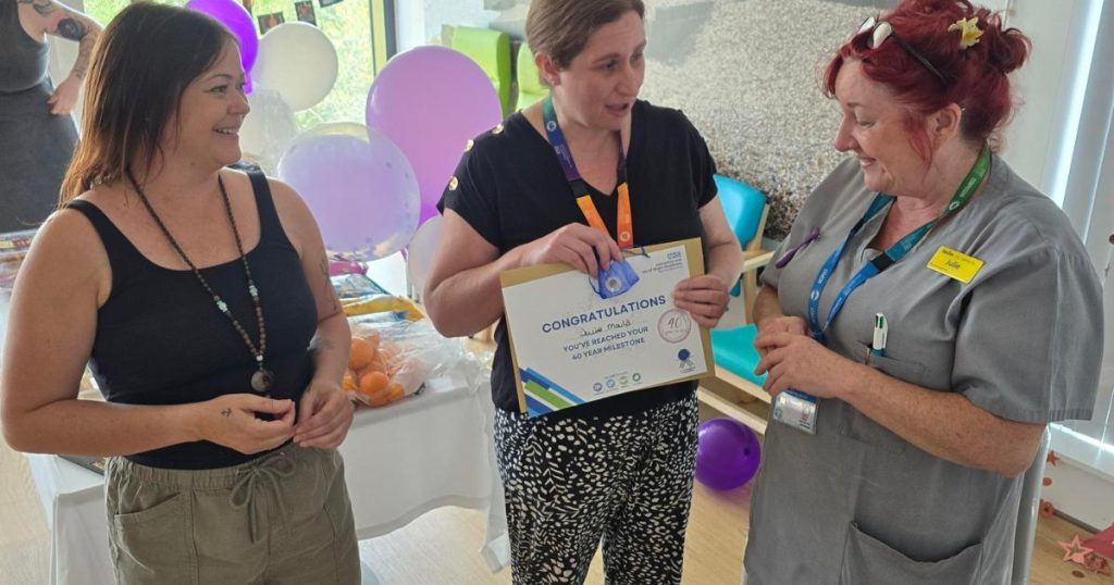 Hampshire NHS worker marks 40 years in the service