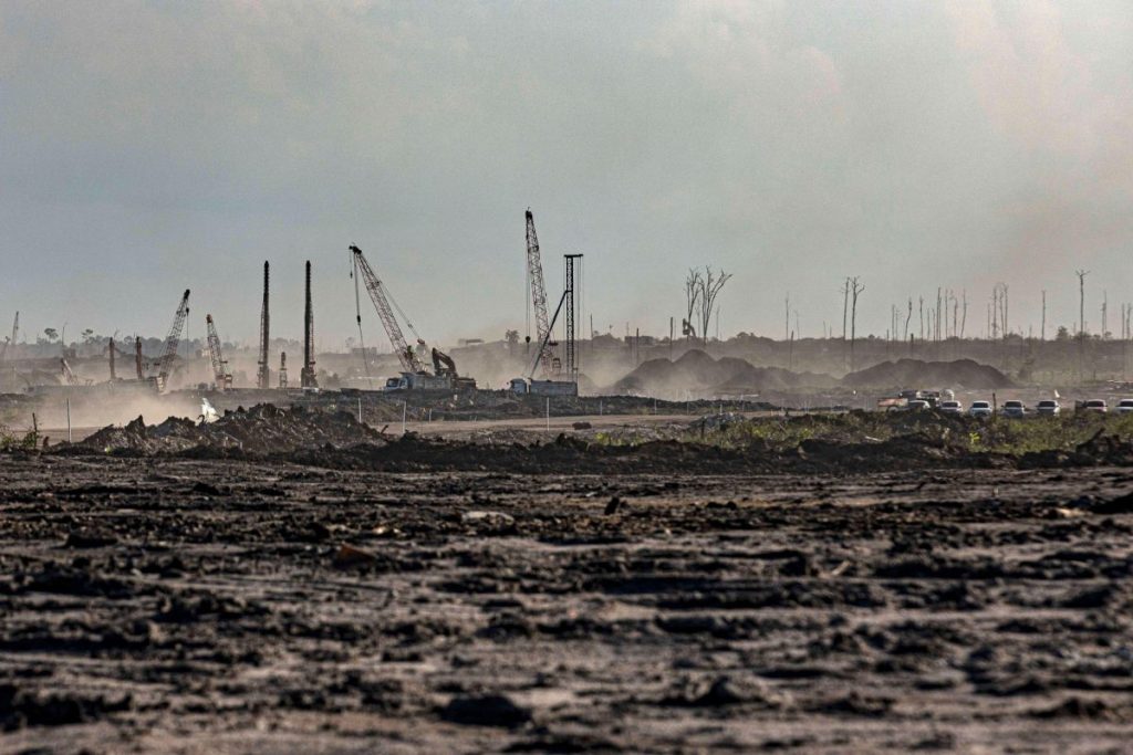 Carbon crossroads: Chinese firms’ investments reshape Indonesia’s petrochemical ambitions