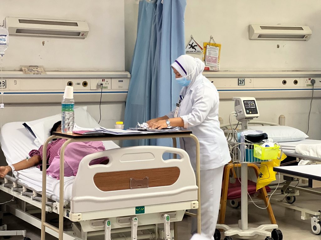 Beyond Post-Basic: Why Malaysia Must Invest In Advanced Practice Nurses — Sakinah Awang @ Harun & Noor Hasliza Che Seman