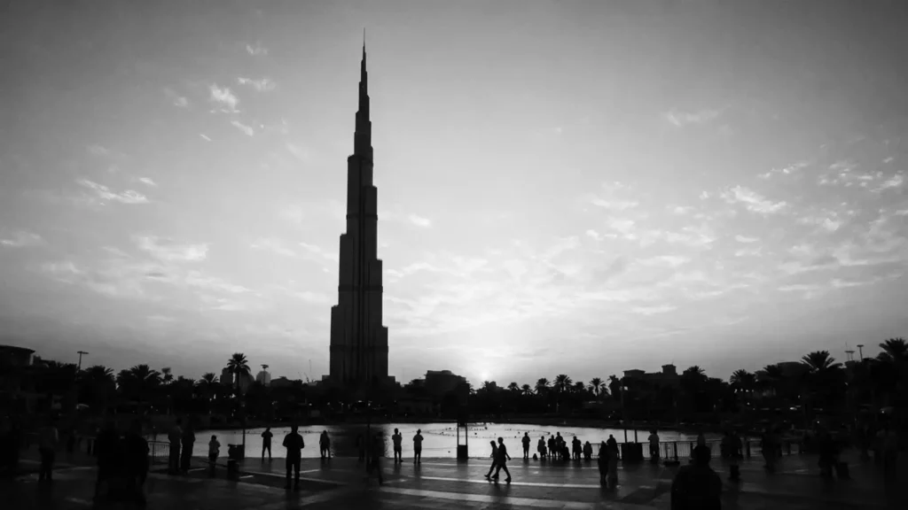Burj Khalifa: a vertical city above Downtown Dubai