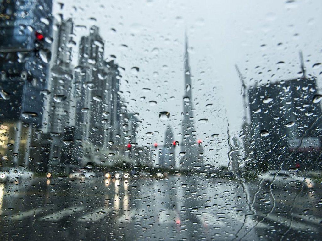 UAE weather: Unstable conditions bring rain, dust and temperatures near 49°C through Thursday
