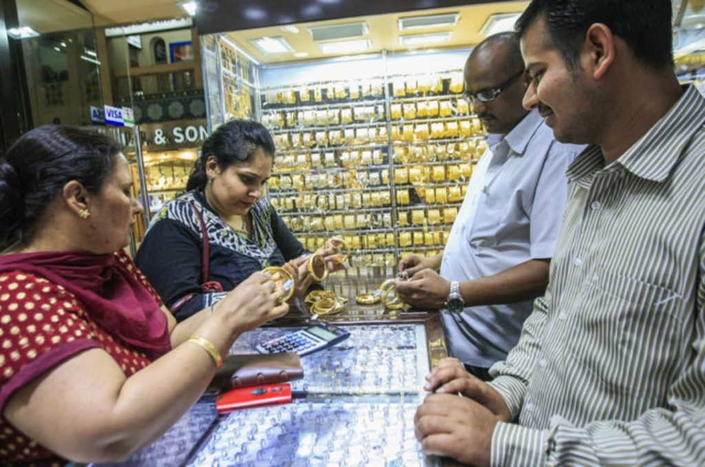 Dubai Gold Prices Surge Again: 24K Back Near Late-May Highs as Global Bullion Rally Continues