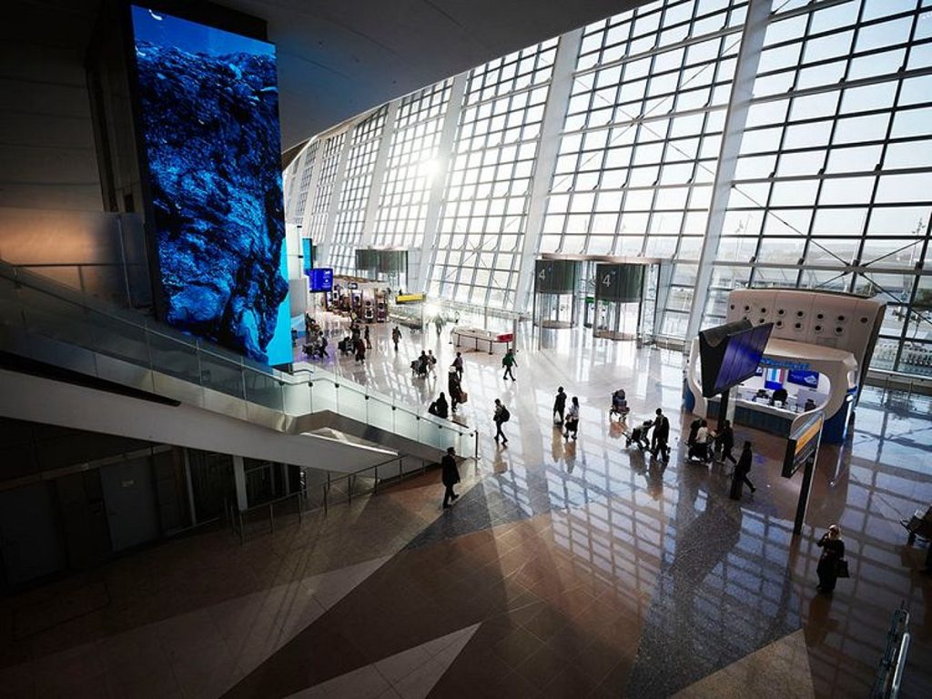 UAE Flight Status Alert: Emirates, Etihad, Air Arabia and flydubai Updates for Dubai, Abu Dhabi and Sharjah Travellers Today