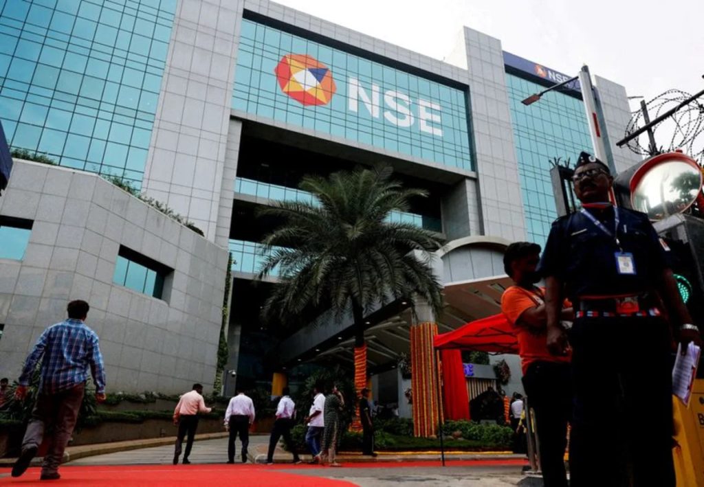 India shares inch higher at the open on Middle East peace prospects, earnings