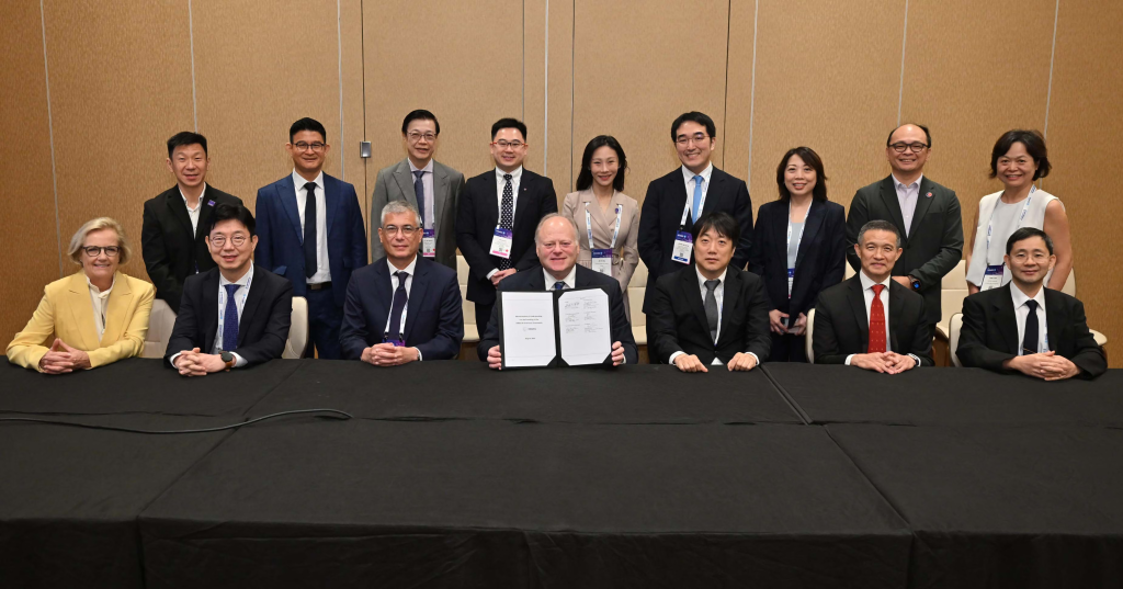 HIMSS Signs Historic MOUs at HIMSS26 APAC to Measure AI Value and Accelerate Malaysia’s ‘1 Person, 1 Record’