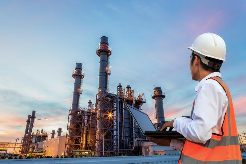 ExxonMobil Is Eyeing a Potential $8 Billion Bet on Shell’s U.S. Chemical Plants. Here’s What It Means for XOM Stock.